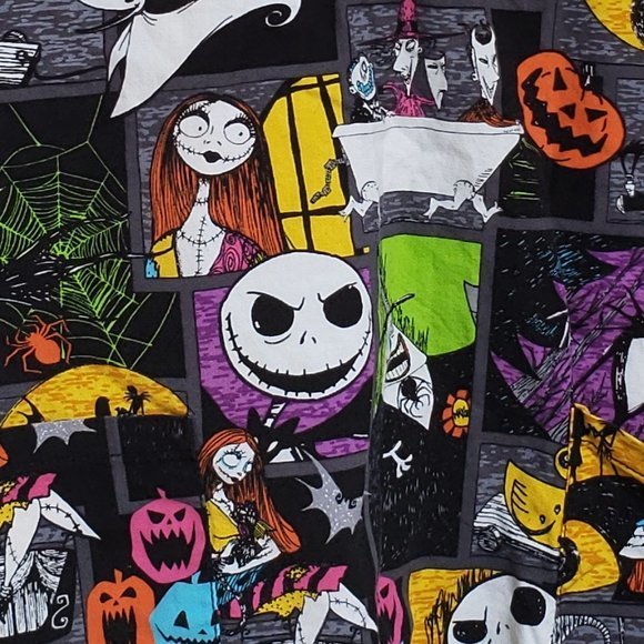 White Cross Nightmare before Christmas Women's Size Small - Pre-Owned - Picture 4 of 6